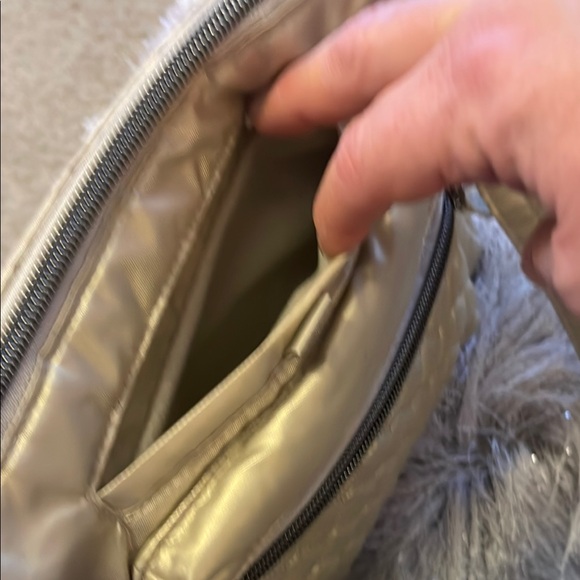 Lug Quilted Crossbody Bag - Gold Pearl - Picture 8 of 9